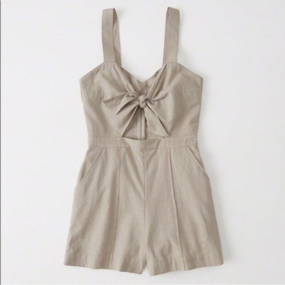 Abercrombie & Fitch Tie Front Romper - Picture 3 of 11